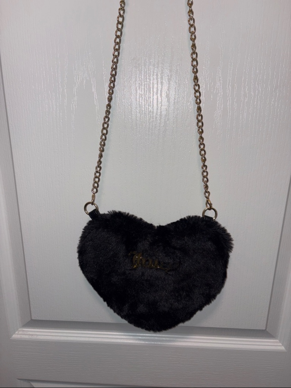 Plush Heart Crossbody Bag in Black with Gold Chain
